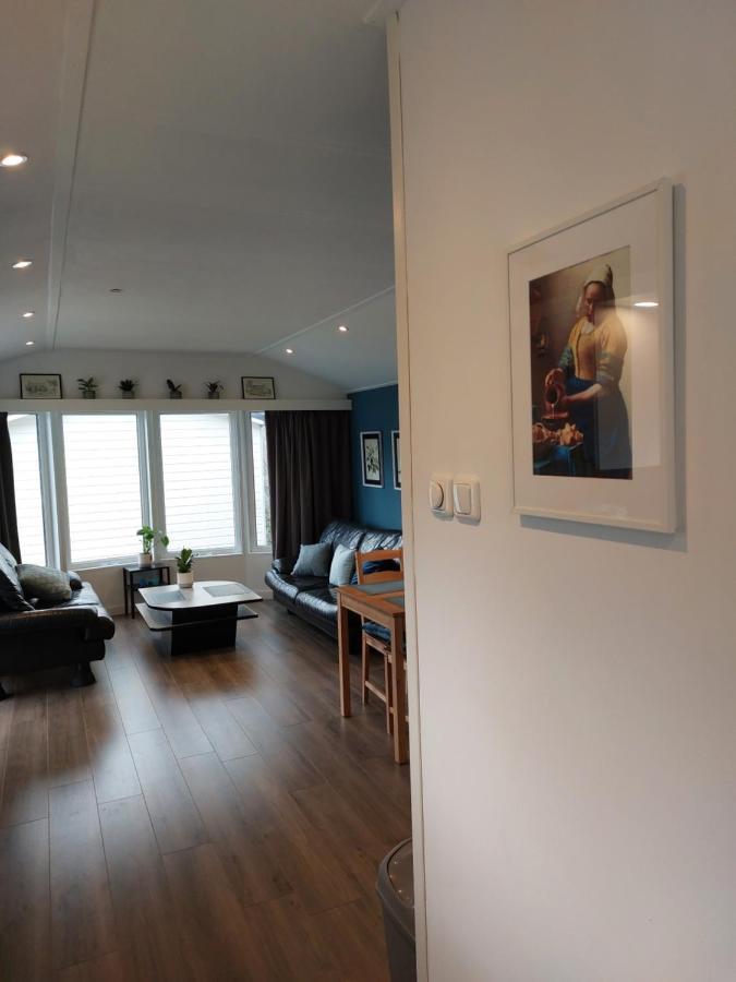 Modern En Chic Chalet Tot 4 Personen Op De Veluwe Recreatiepark De Oude Driest Putten Luaran gambar